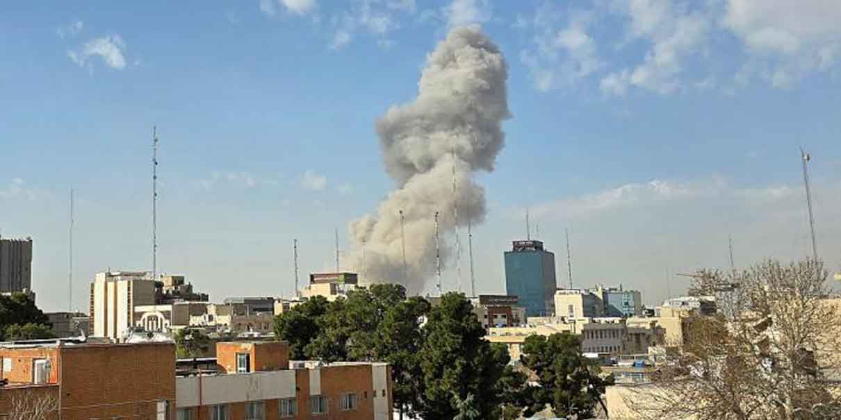 EE.UU. e Israel bombardean Irán: Teherán responde con misiles y crece el riesgo de GUERRA