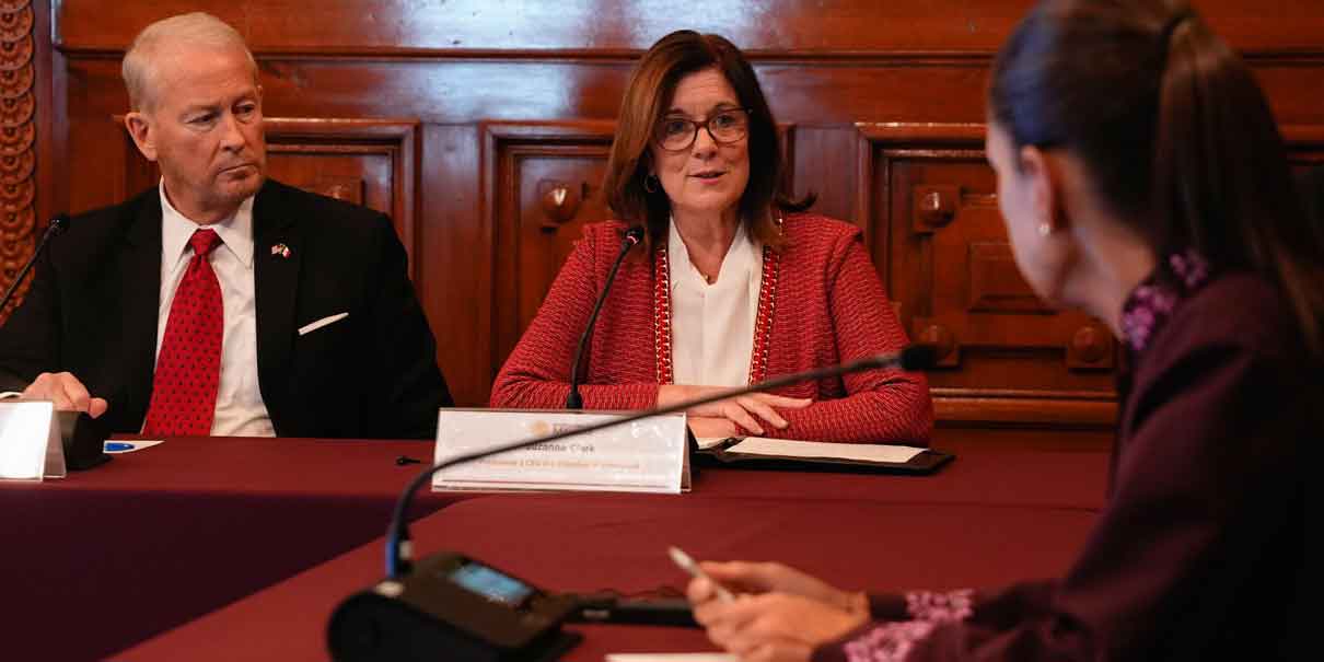 Sheinbaum y embajador de EU abordan inversiones y T-MEC con empresarios