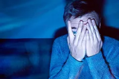 Estudio revela cómo el cerebro anula el MIEDO instintivo