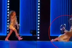 Shakira sufre dolorosa caída en pleno concierto en El Salvador y así reaccionó