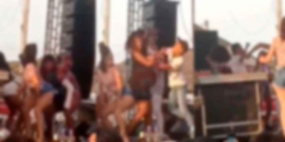 VIDEO. Por perrear en escenario, hombre golpea brutalmente a su novia EMBARAZADA