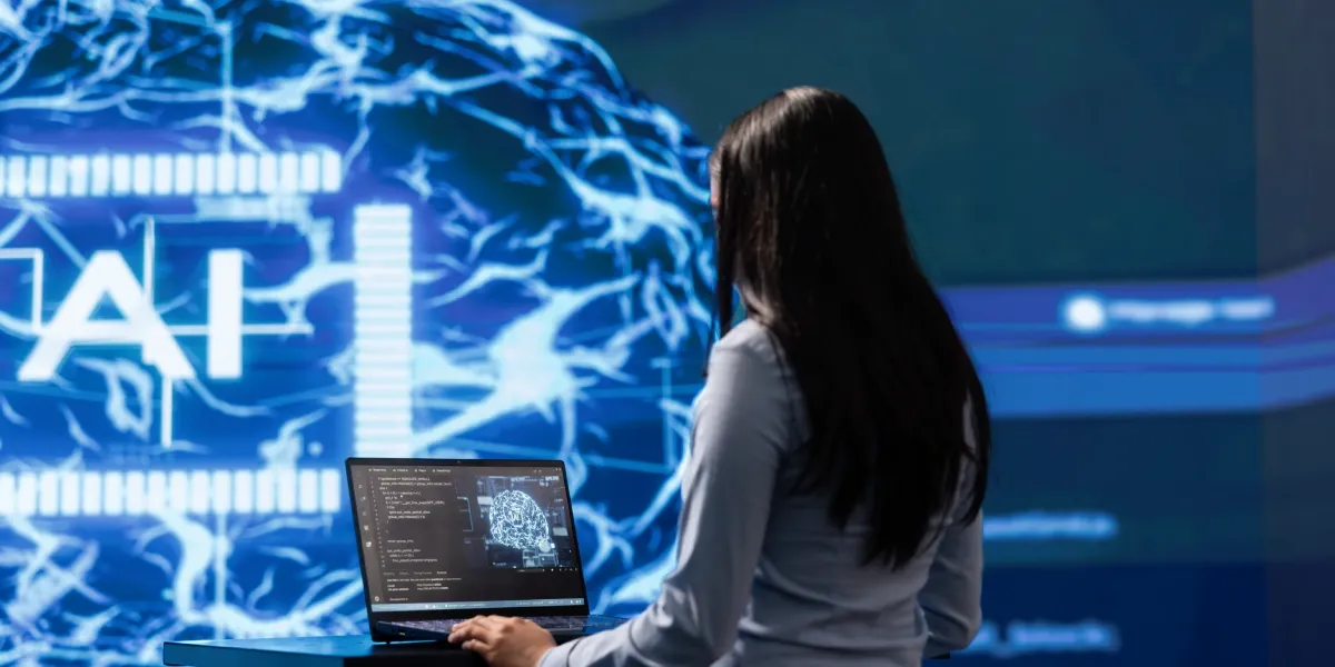 Sam Altman, Elon Musk y Dario Amodei coinciden en la necesidad de frenar el desarrollo de la inteligencia artificial
