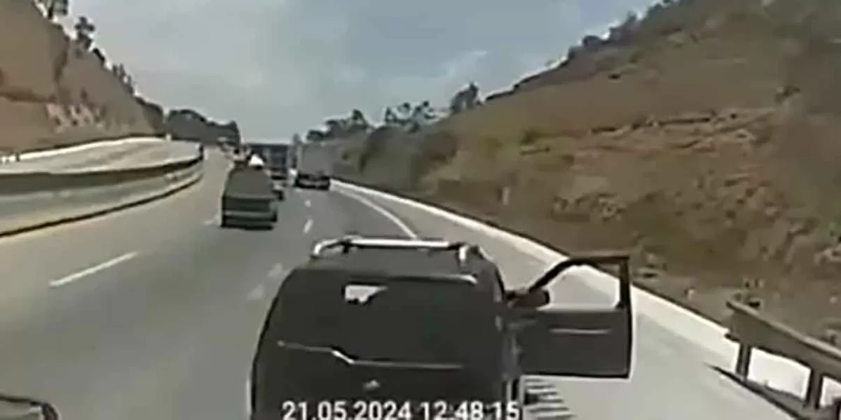 En 20 segundos comando armado roba tráiler en la México-Puebla