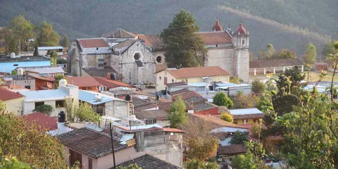 Entre niebla y montañas: Capulálpam de Méndez, el destino secreto de Oaxaca que debes visitar