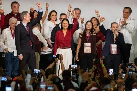 Morena renueva su dirigencia nacional, unidad total frente a las acusaciones de EU