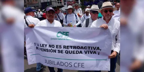 Tribunal ordena a CFE restituir pensiones completas a jubilados tras recortes de hasta 78.5%
