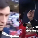 Abuchean al Dibu Martínez en su regreso a Inglaterra