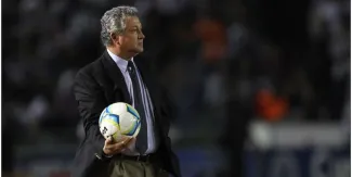 Víctor Manuel Vucetich regresa a Tigres como DT interino y Vicepresidente Deportivo